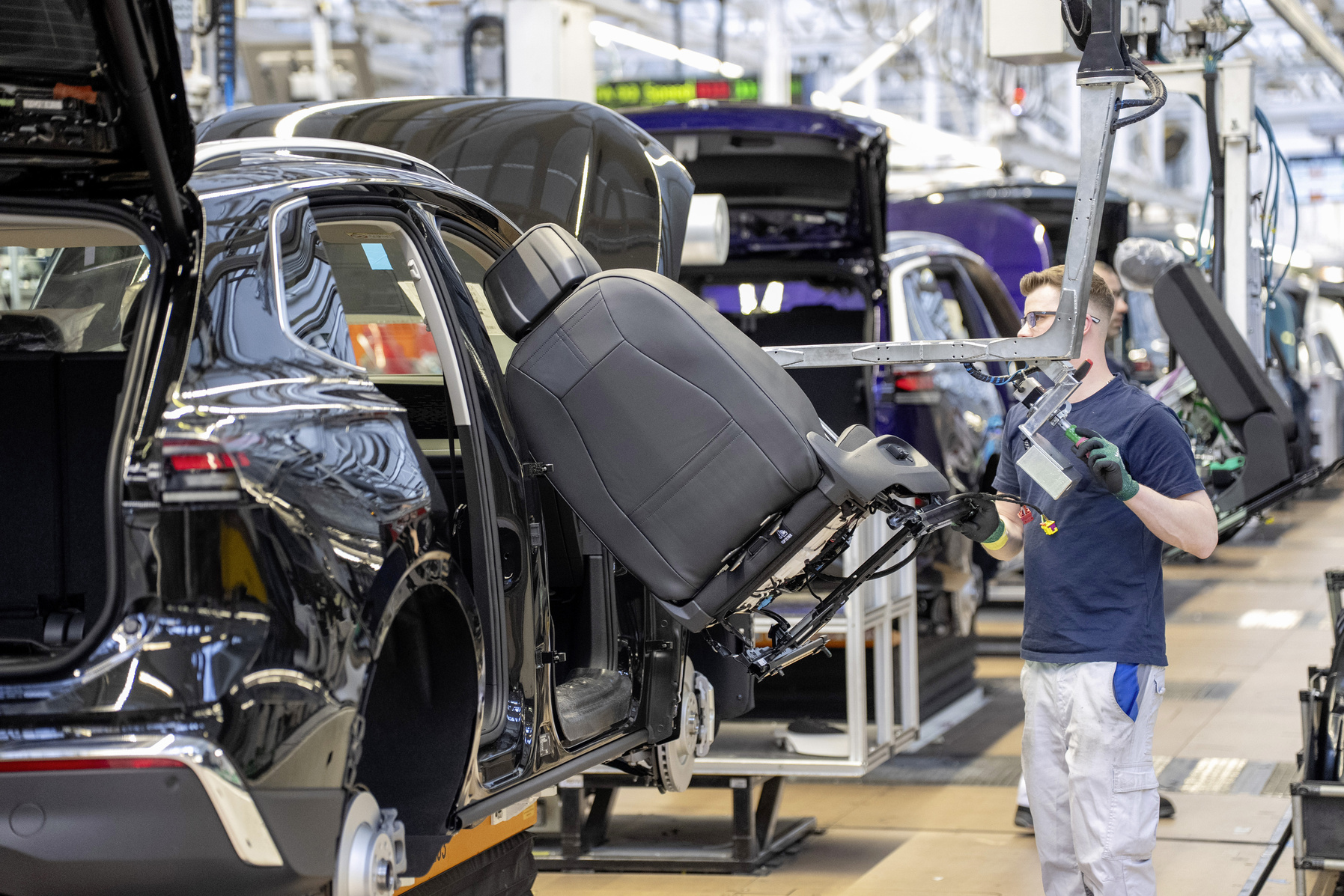 Personeelstekort Duitse auto-industrie zet ook werkplaatsen onder druk