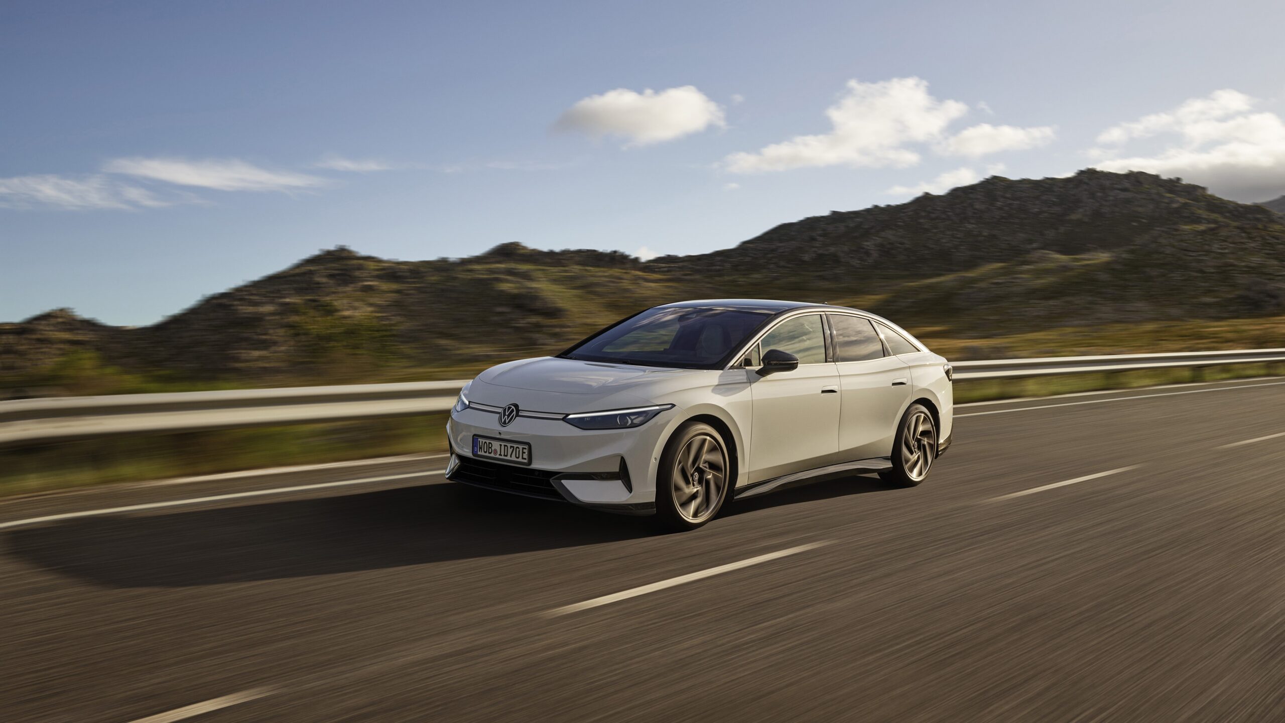 Europese automarkt krimpt in januari, EV-aandeel stijgt naar 19,3 procent